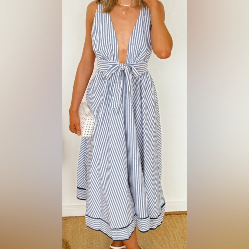 Blue stripe midi dress - size L - summer dress
